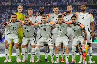 英格兰队官方：对比利时球员将穿无字球衣支持阿尔茨海默氏症患者